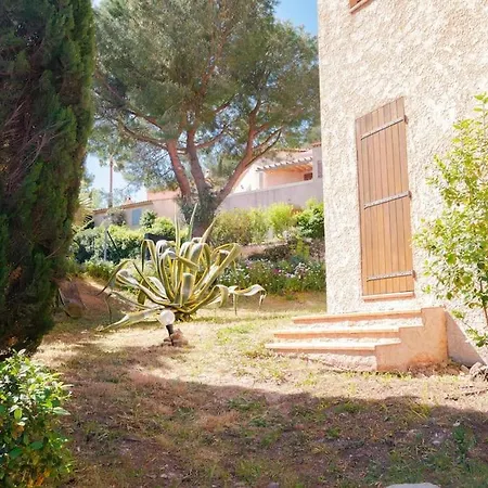 Maison Familiale Sous Les Palmiers De