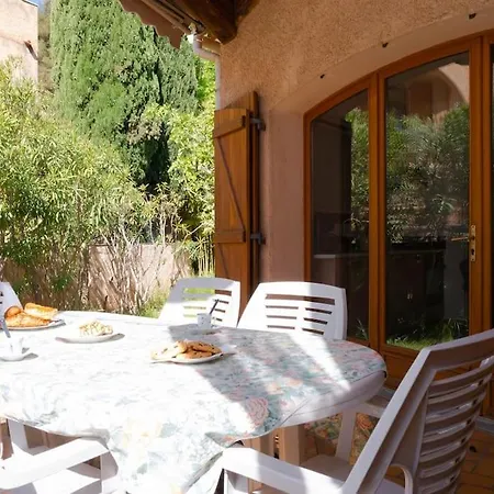 Maison Familiale Sous Les Palmiers De Hyères