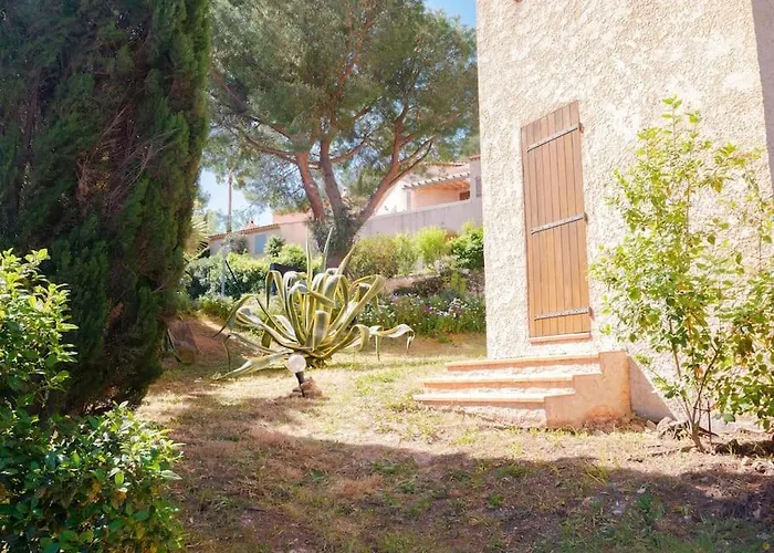 Maison Familiale Sous Les Palmiers De