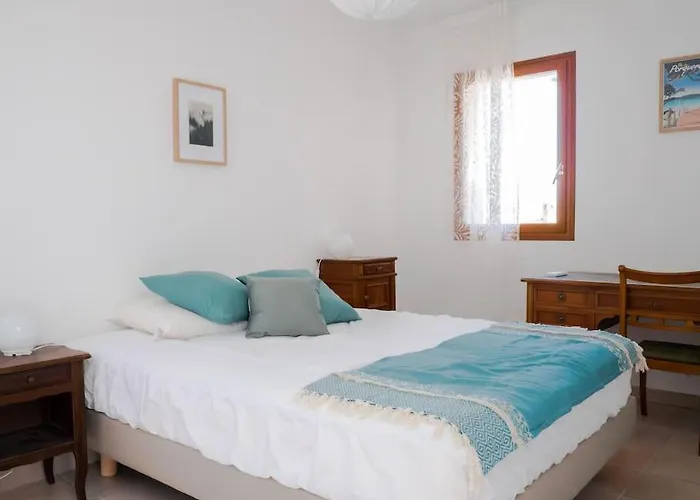 Maison Familiale Sous Les Palmiers De * Hyères