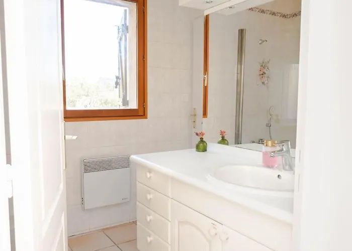 Maison Familiale Sous Les Palmiers De וילה *